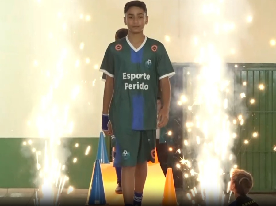 Escolinha de Futebol do Periolo é Lançada com Festa e Grande Participação